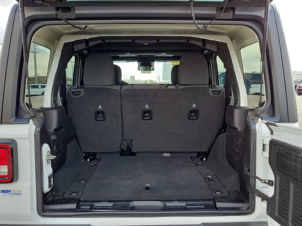 Used 2024 Jeep Wrangler Sport S image 10