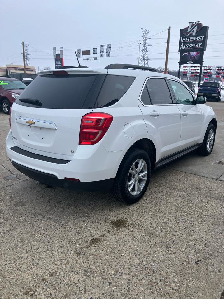 Used 2017 Chevrolet Equinox LT w/ Convenience Package image 4