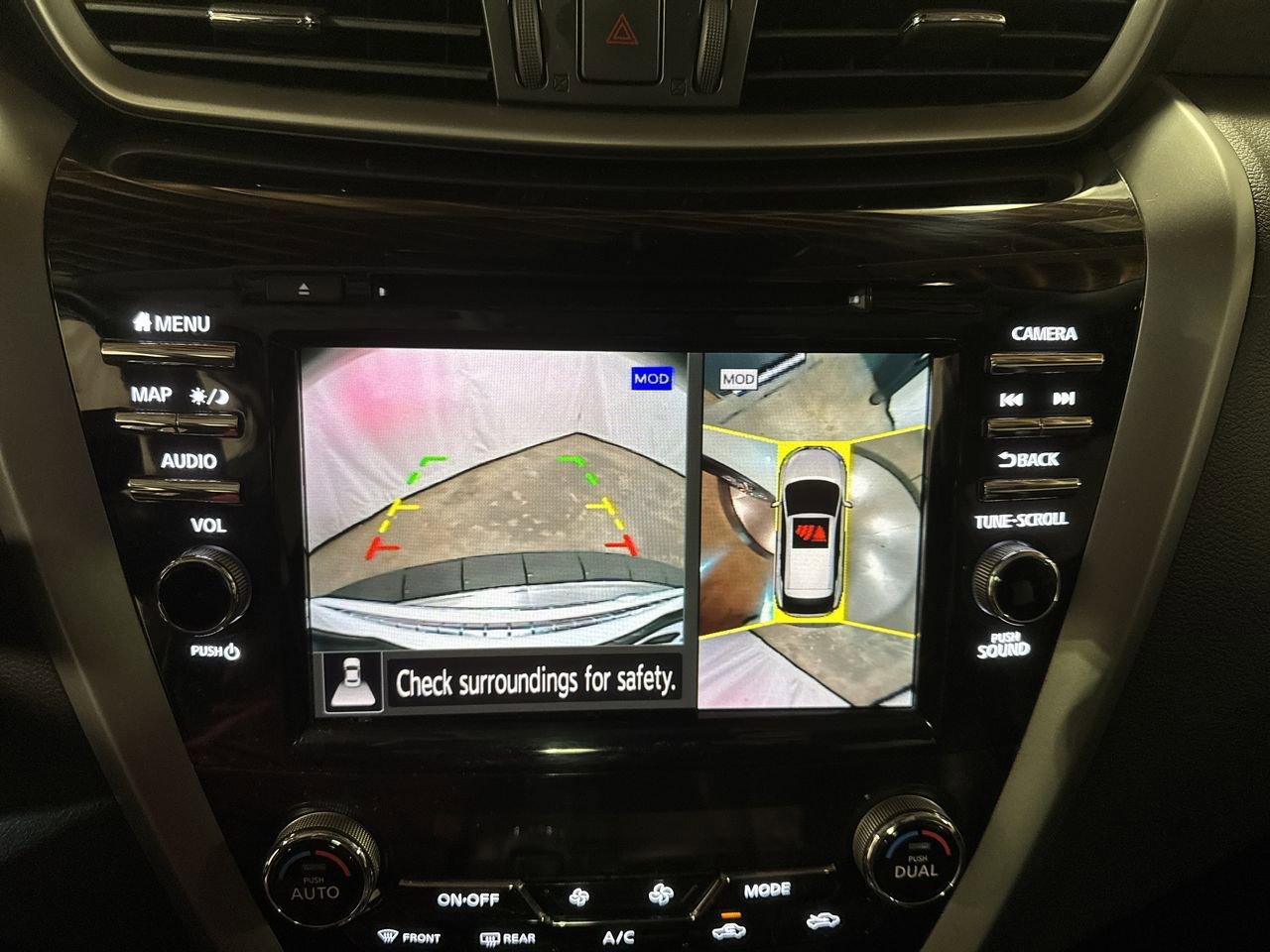 Used 2023 Nissan Murano Platinum w/ Cargo Package image 25