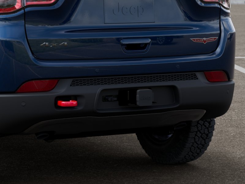 New 2026 Jeep Compass Trailhawk w/ Trailer Tow Group AWD/4WD image 39