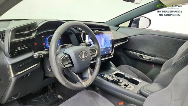 Used 2023 Lexus RZ 450e Premium w/ Accessory Package (2T) image 18