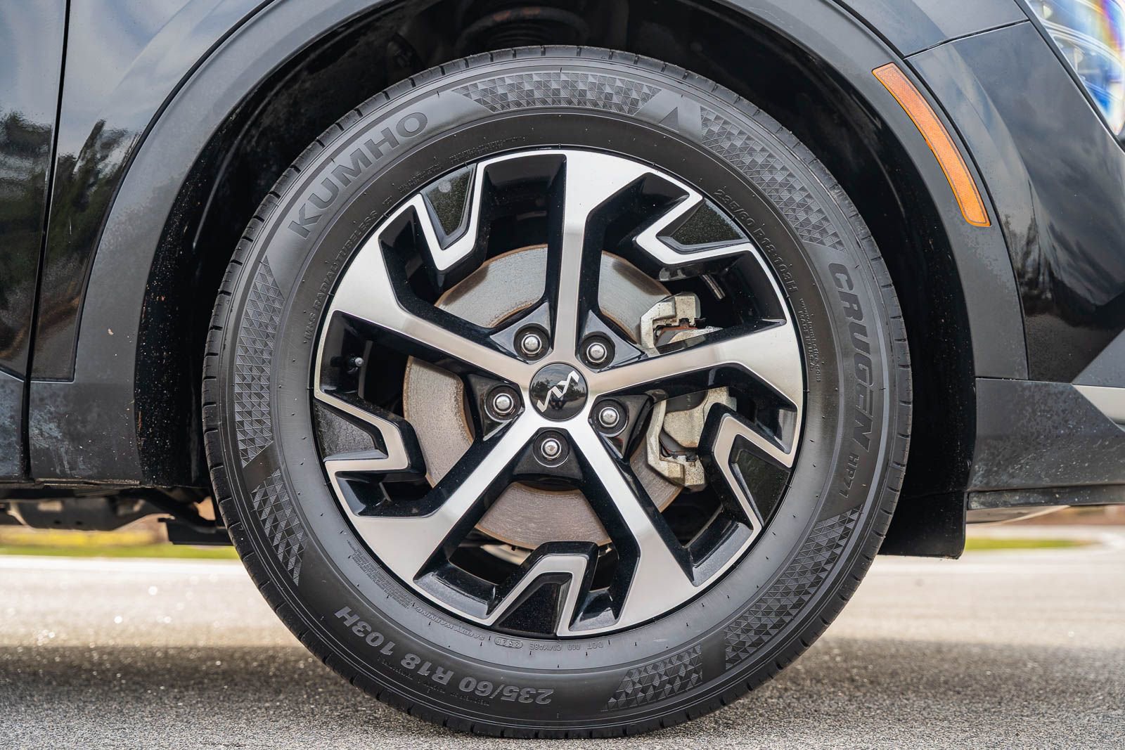 Used 2024 Kia Sportage EX image 9