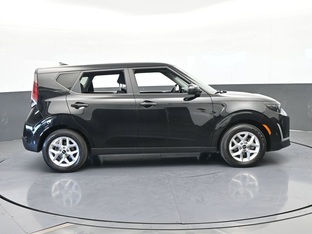Used 2024 Kia Soul S image 7