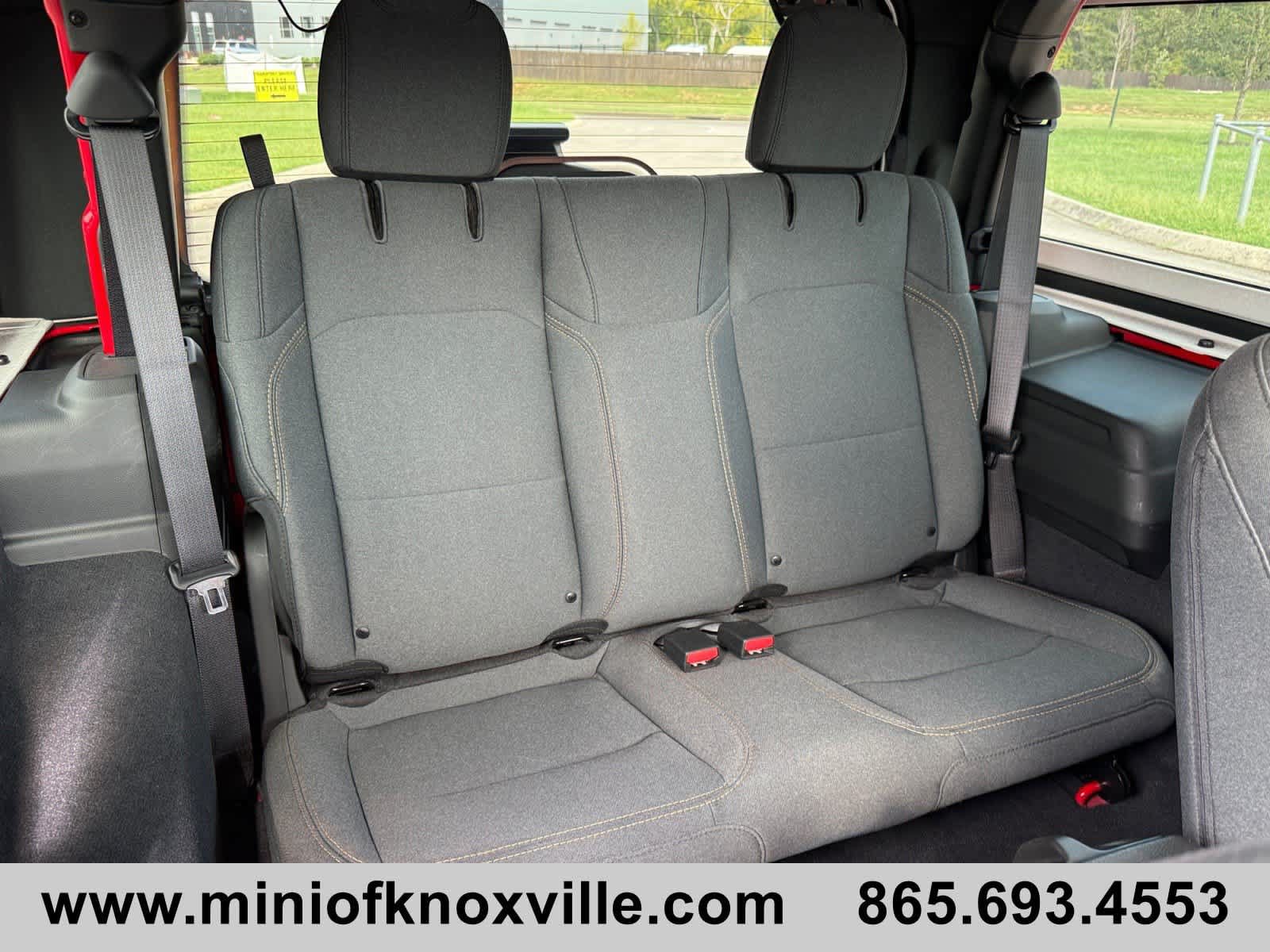 Used 2024 Jeep Wrangler Sport AWD/4WD image 18