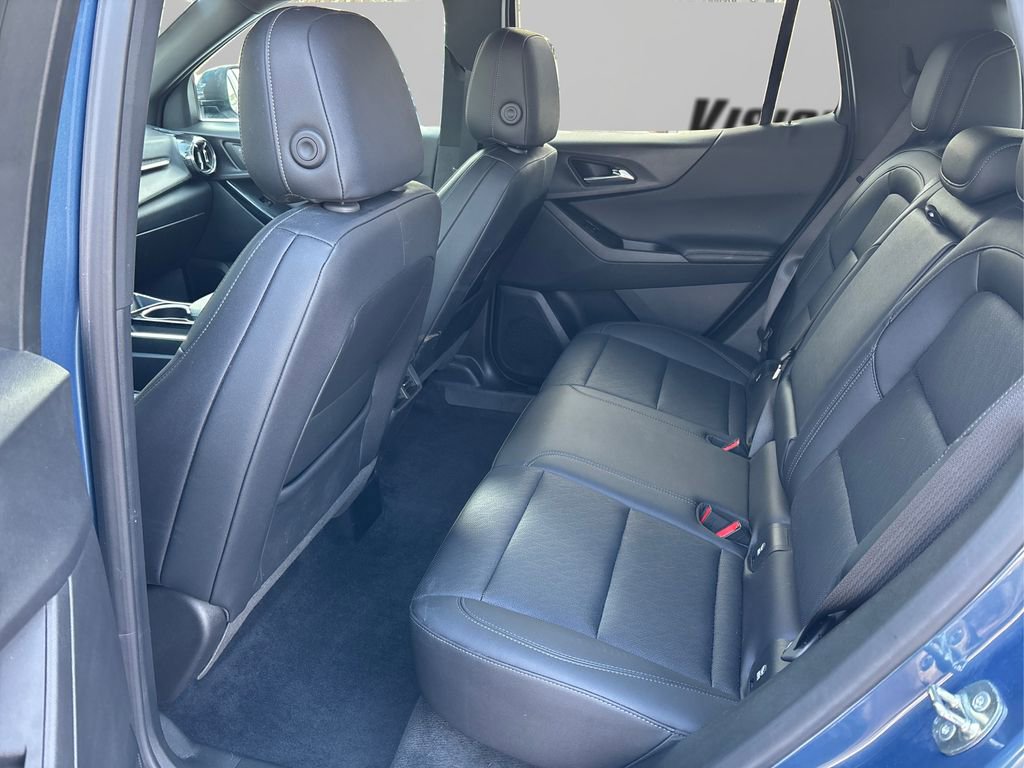 Used 2025 Chevrolet Equinox LT w/ Convenience Package II image 10