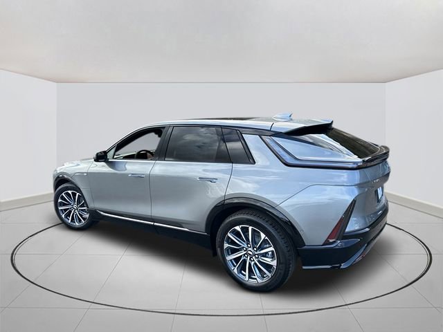Used 2025 Cadillac Lyriq Sport w/ LPO, Floor Liner Package image 3