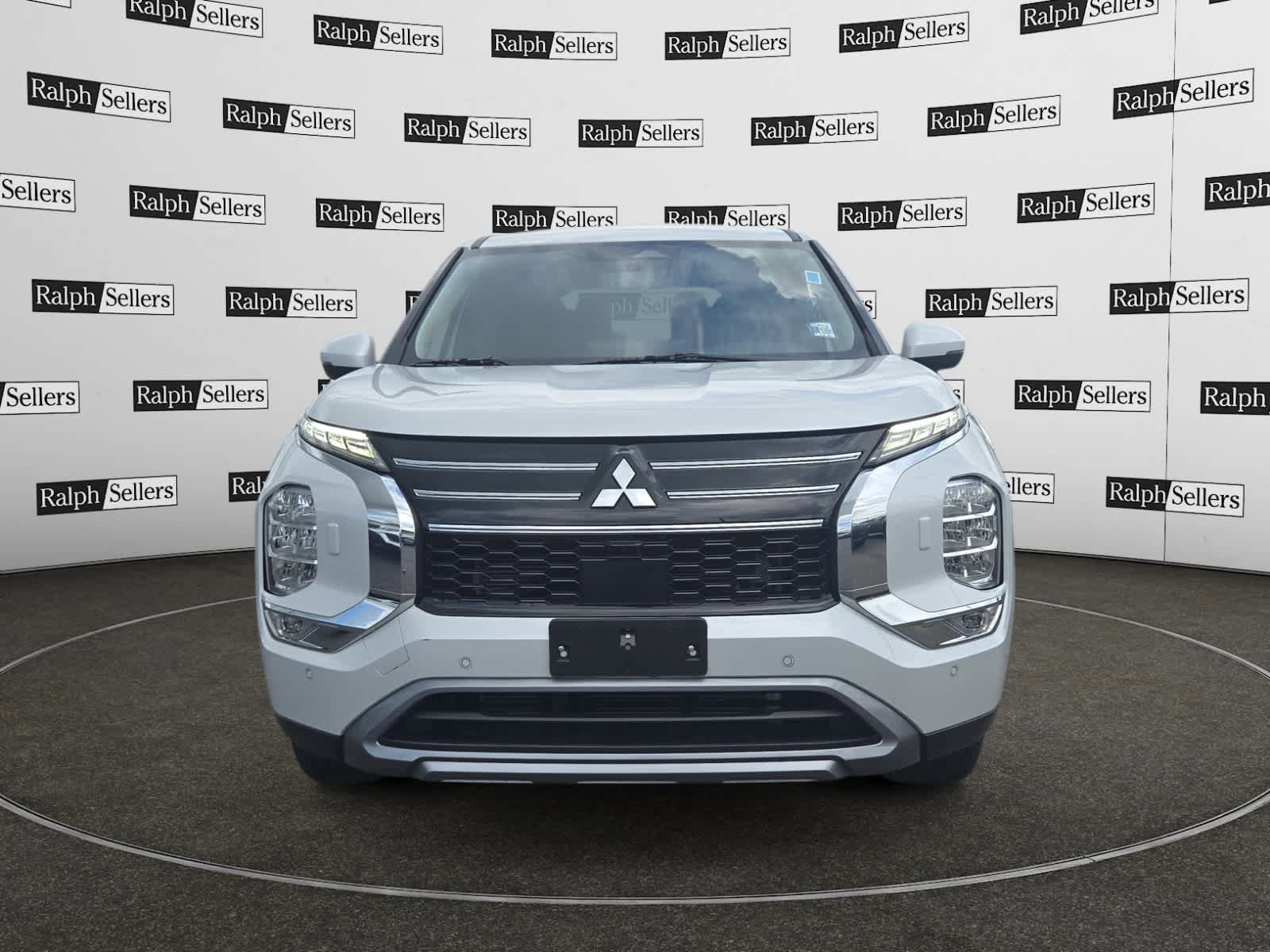 Used 2025 Mitsubishi Outlander SE AWD/4WD image 8