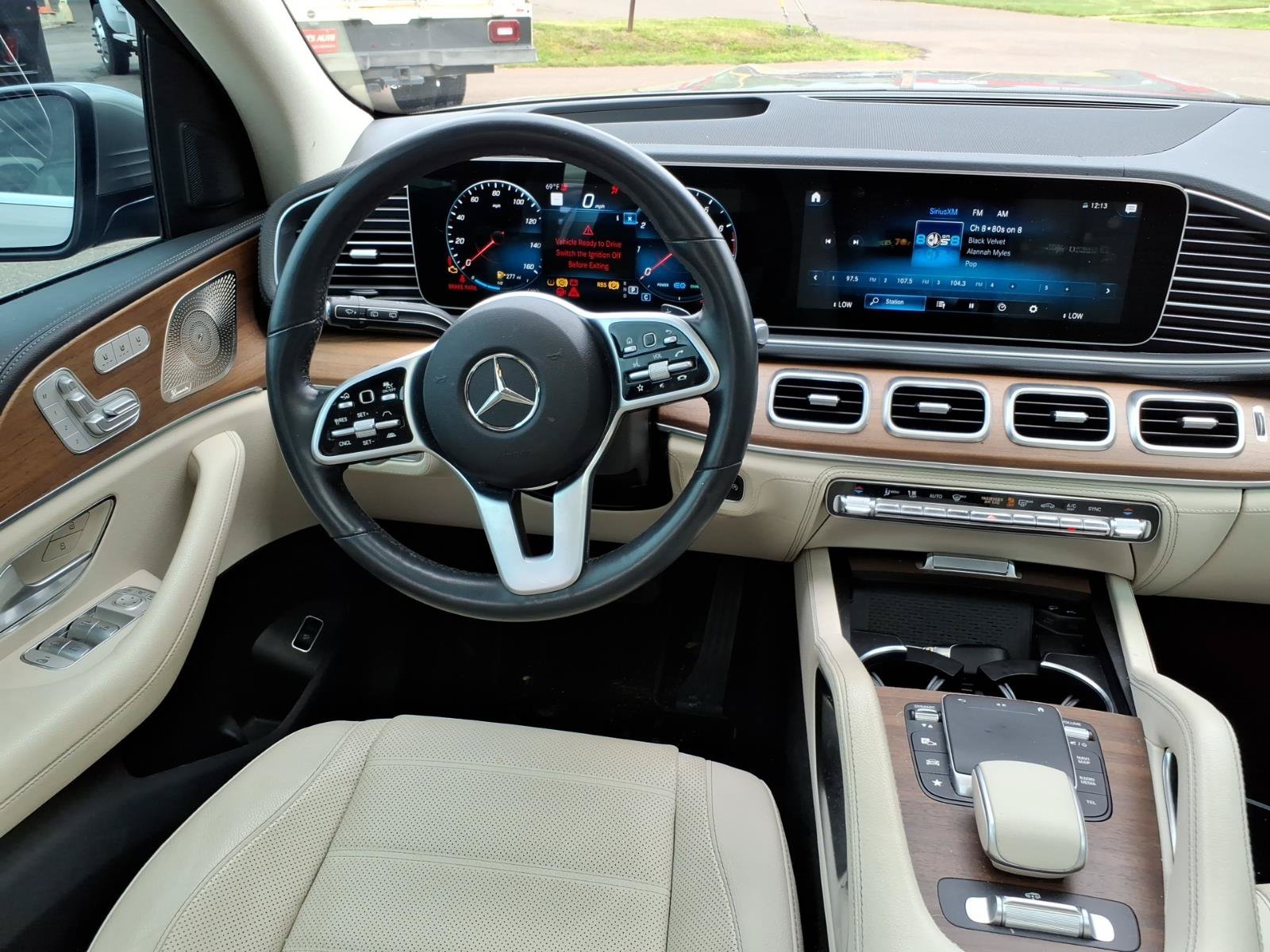 Used 2022 Mercedes-Benz GLS 450 4MATIC image 14