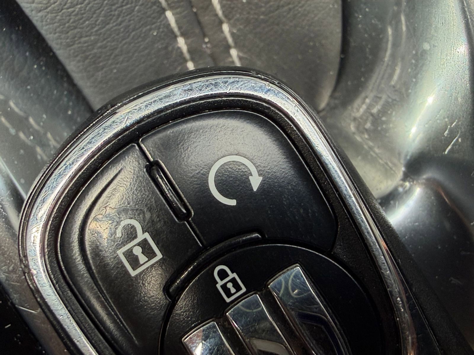 Used 2025 Buick Encore GX Preferred image 23