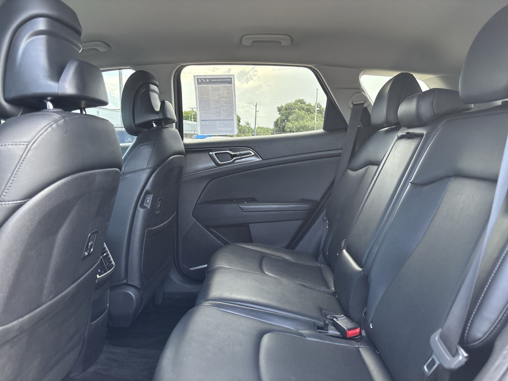 Certified 2023 Kia Sportage EX FWD image 22