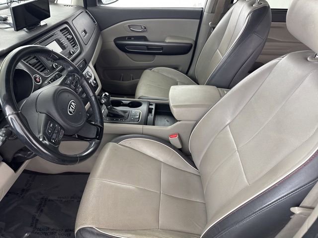 Used 2017 Kia Sedona LX w/ LX Essentials Premium Package FWD image 22