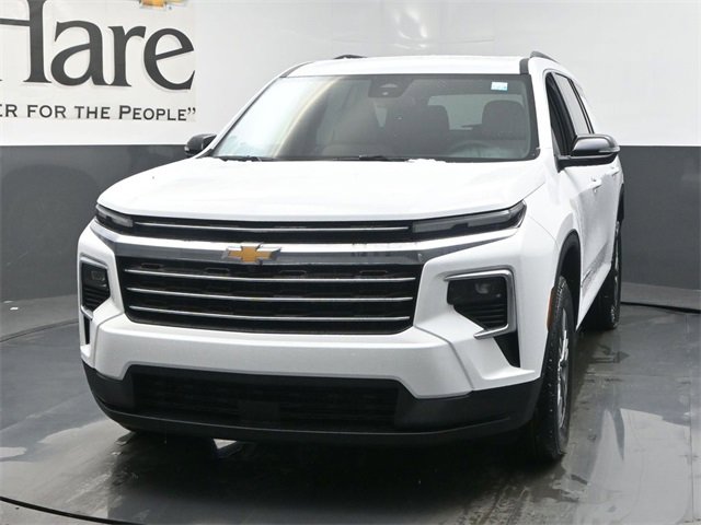 New 2026 Chevrolet Traverse LT w/ LPO, Floor Liner Package image 7