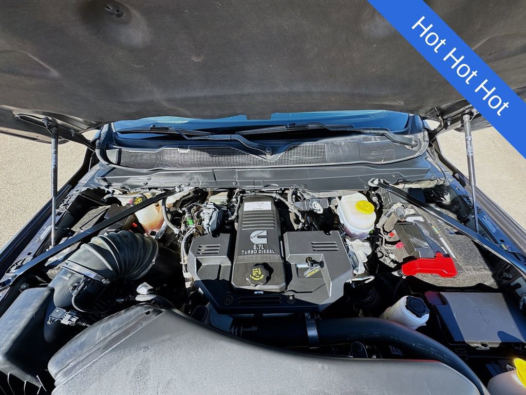 Used 2024 RAM 3500 Laramie image 30