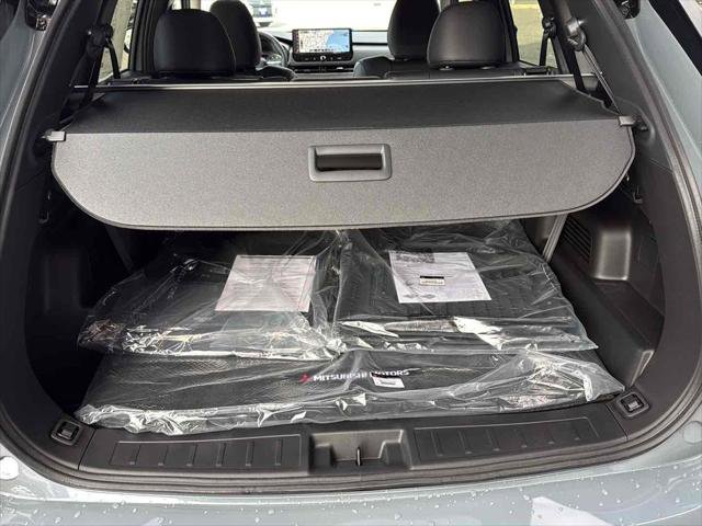 New 2026 Mitsubishi Outlander SE image 32