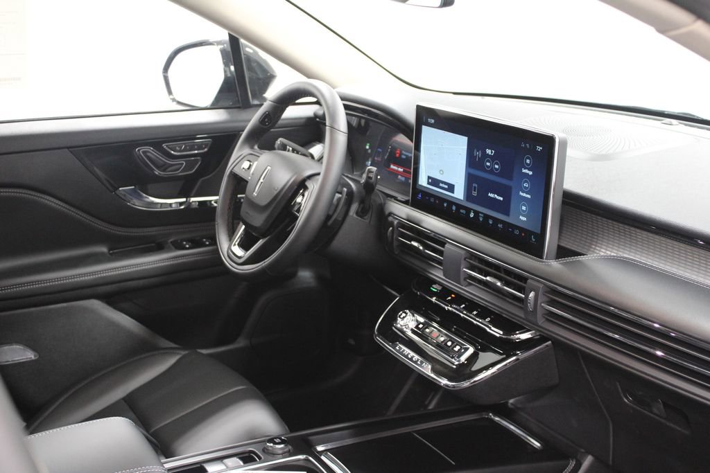 New 2026 Lincoln Corsair Premiere image 29