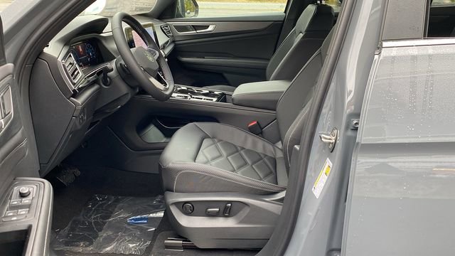 New 2026 Volkswagen Atlas Cross Sport SE image 12