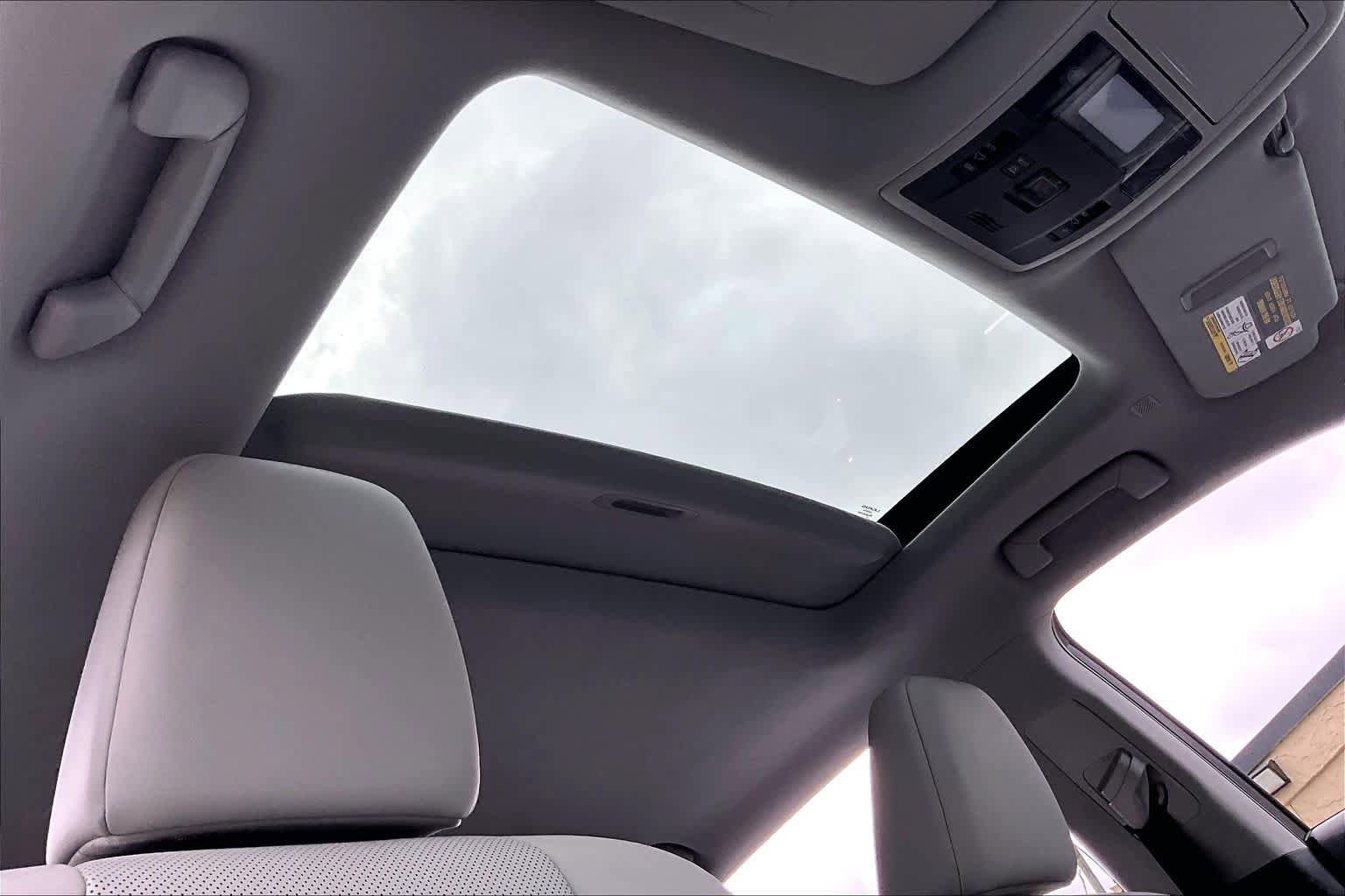 Used 2022 Lexus RX 350 FWD w/ Premium Package image 13