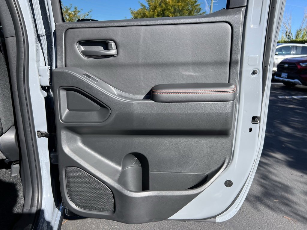 New 2026 Nissan Frontier PRO-4X w/ Pro-4x Convenience Package image 26