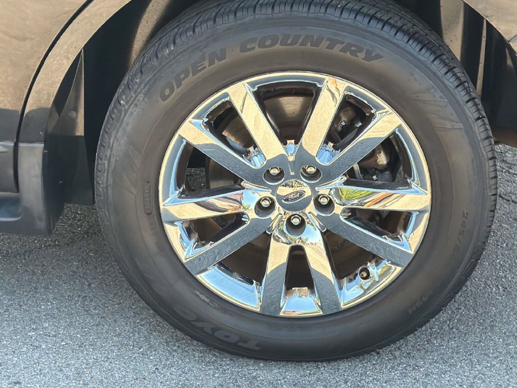 Used 2013 Ford Edge Limited FWD image 12