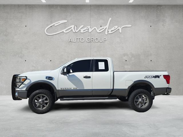 Used 2017 Nissan Titan PRO-4X w/ Pro-4x Convenience Package AWD/4WD image 13
