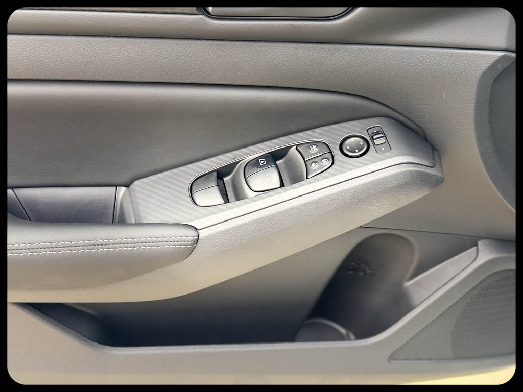 New 2026 Nissan Altima 2.5 SV FWD image 18