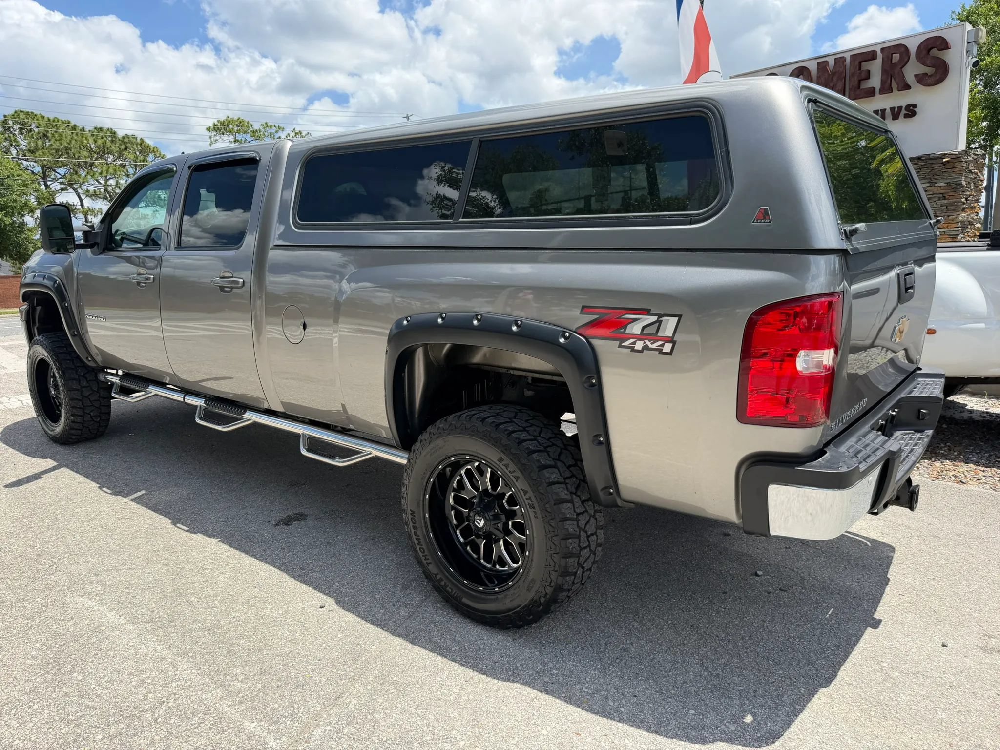 Used 2012 Chevrolet Silverado 3500 LT w/ Interior Plus Package AWD/4WD image 4