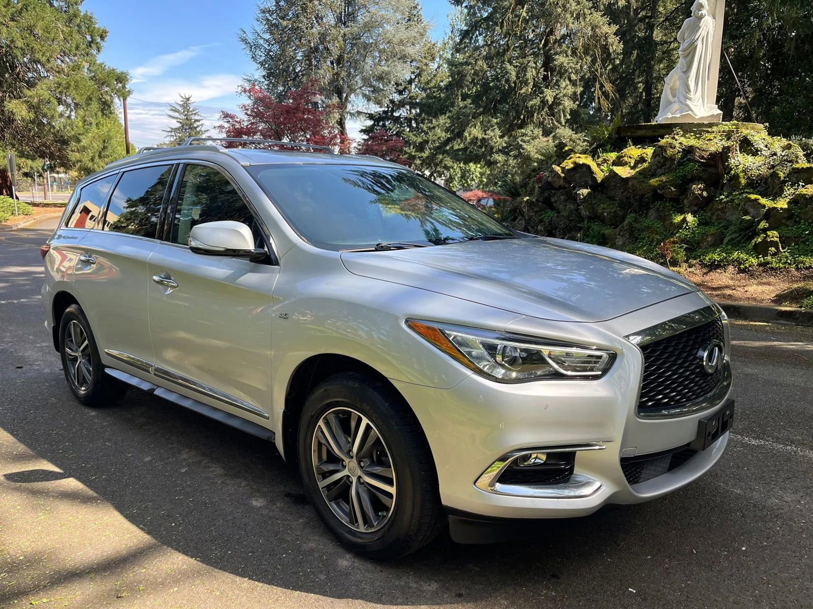 Used 2019 INFINITI QX60 Pure image 3