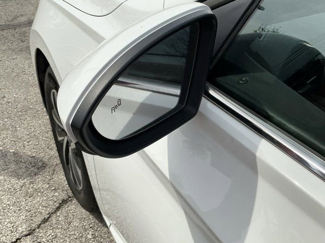 Used 2025 Volkswagen Jetta S image 22