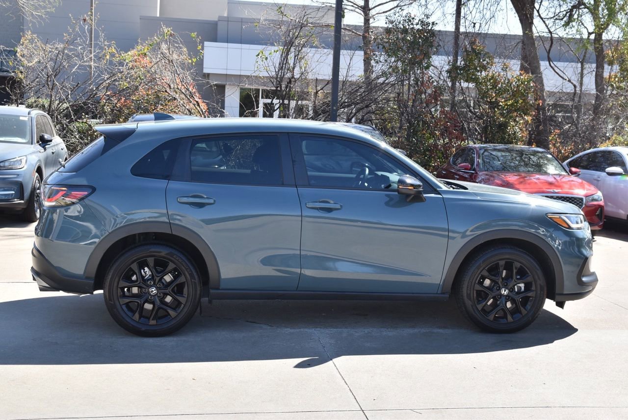 Used 2024 Honda HR-V Sport image 6