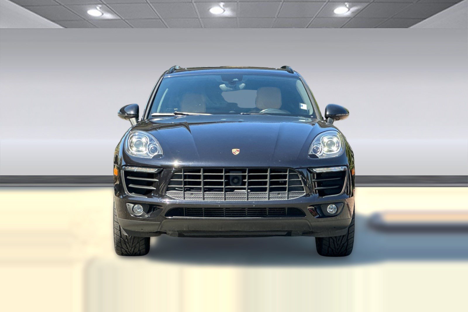 Used 2018 Porsche Macan AWD/4WD image 5