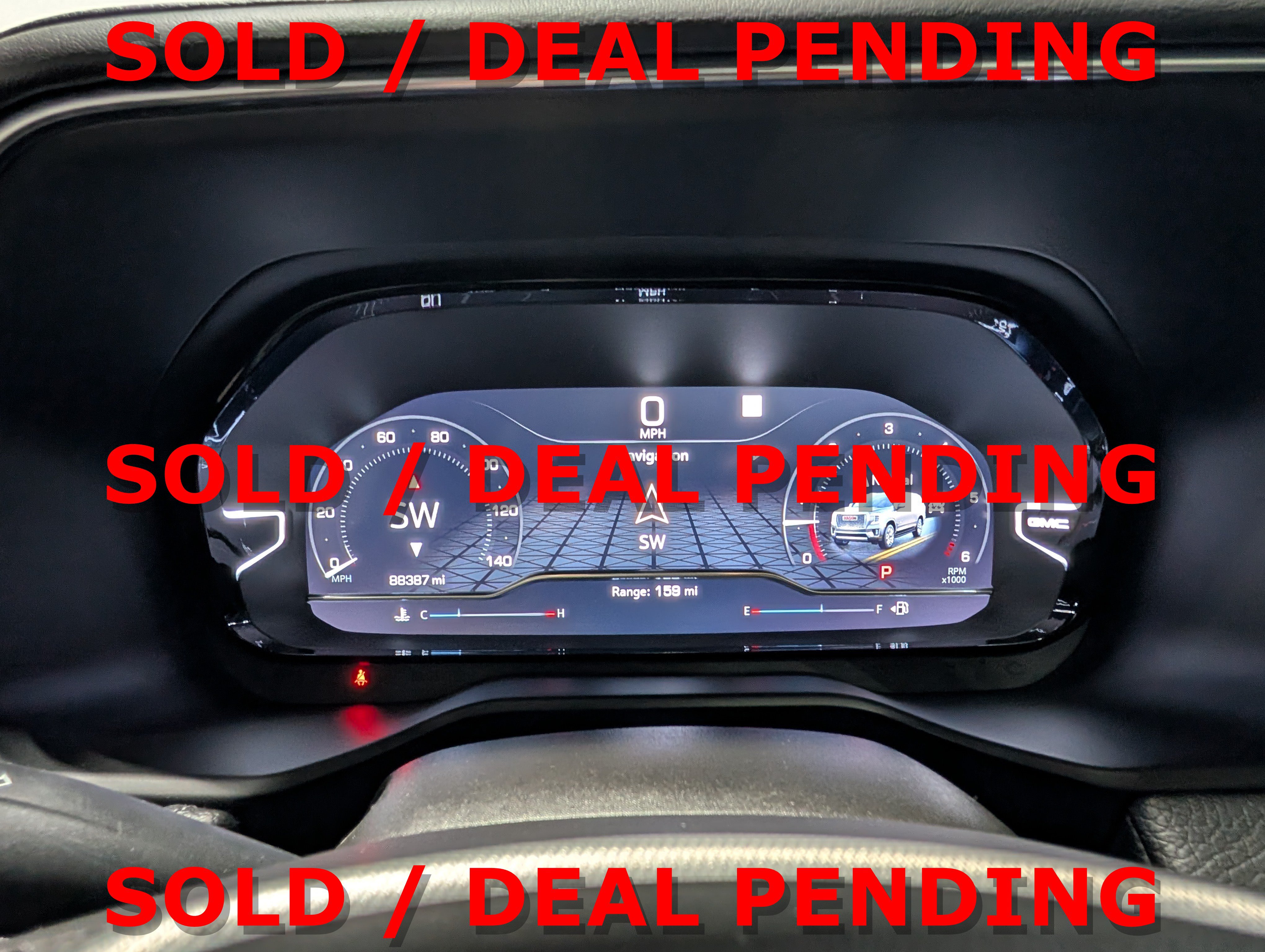 Used 2022 GMC Yukon Denali AWD/4WD image 31