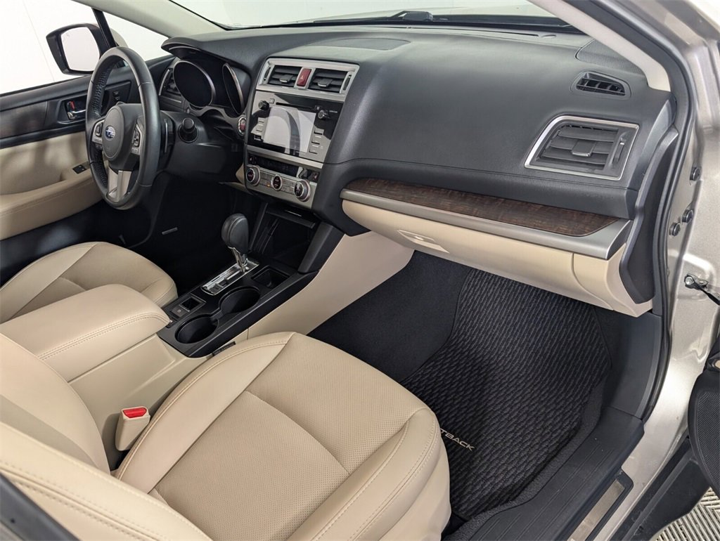 Used 2017 Subaru Outback 2.5i Limited image 14