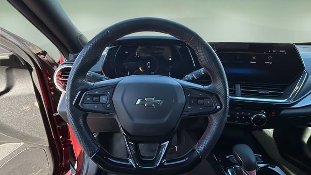 Certified 2024 Chevrolet Trax RS w/ Driver Confidence Package image 10