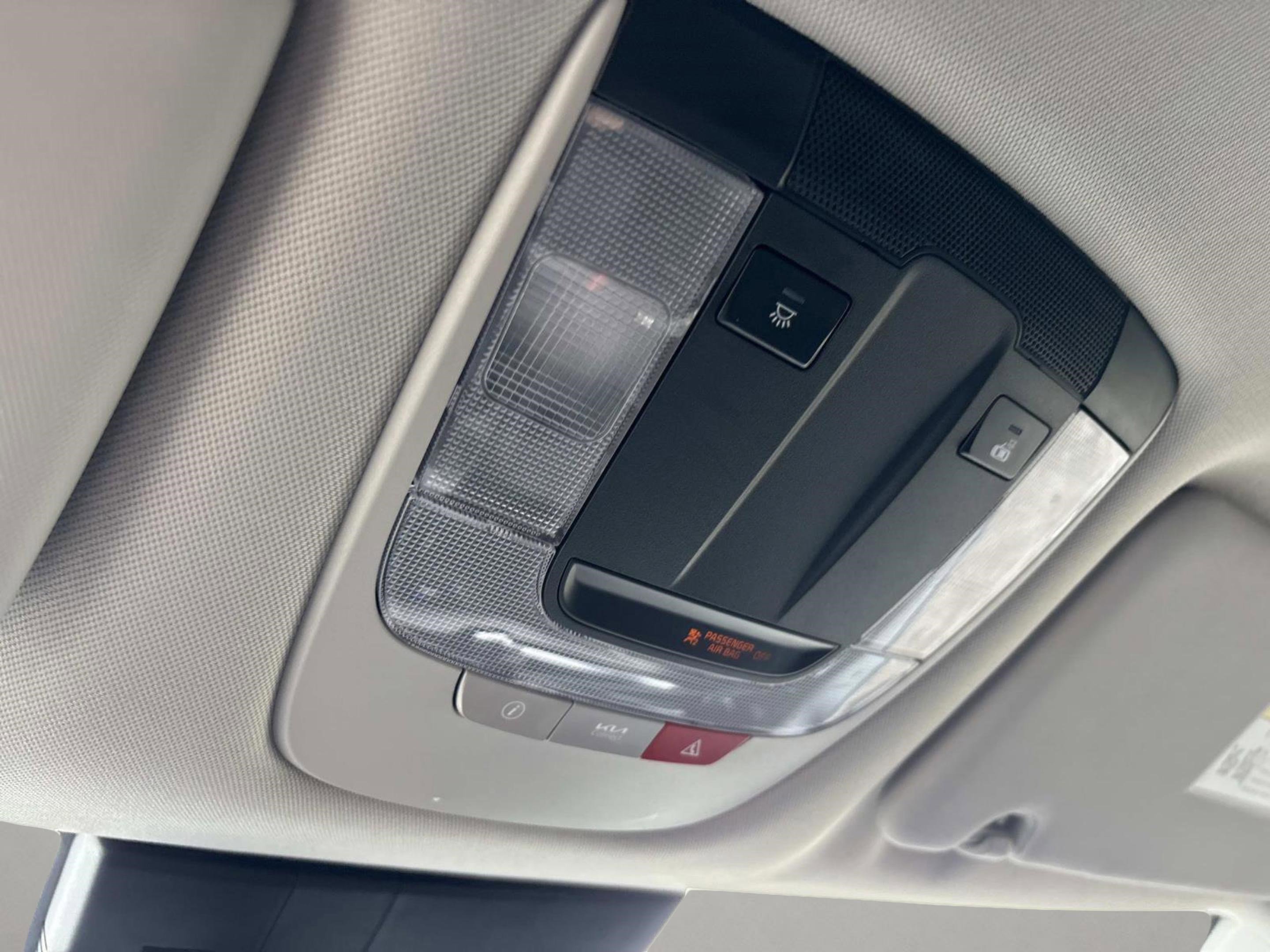 Used 2023 Kia Sportage EX image 33