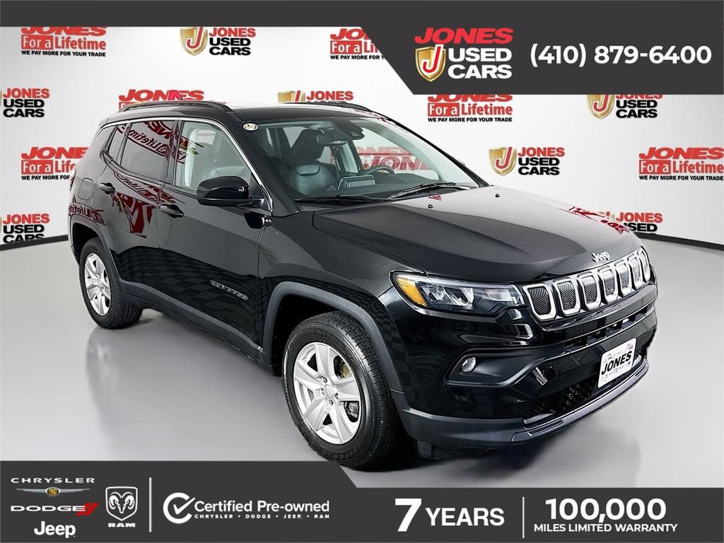 Used 2022 Jeep Compass Latitude w/ Sun and Sound Group AWD/4WD image 1