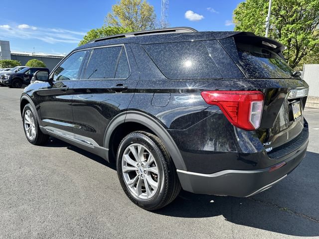 Certified 2023 Ford Explorer XLT w/ Equipment Group 202A image 7