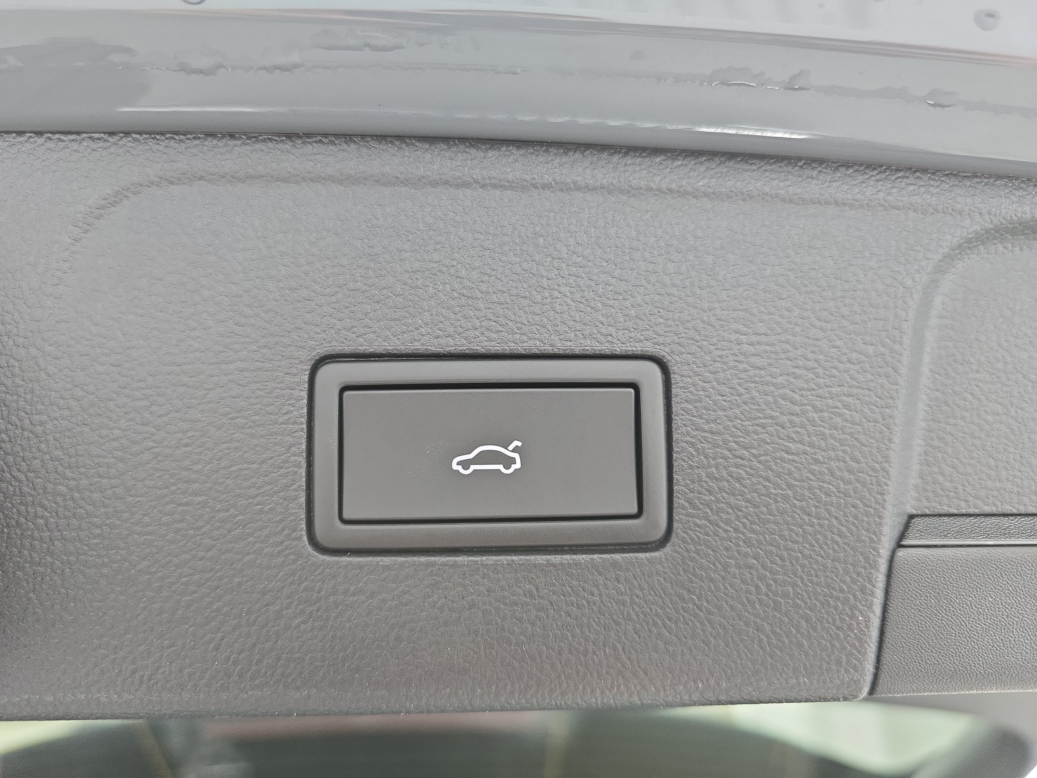 New 2026 Volkswagen Atlas SEL AWD/4WD image 14