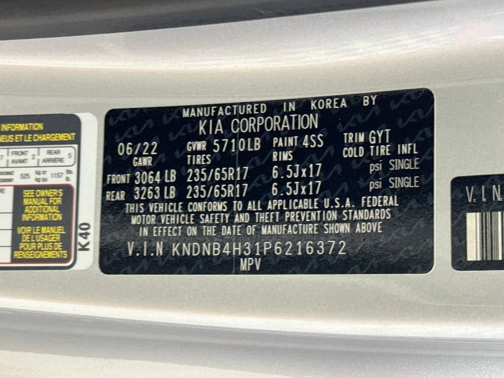 Used 2023 Kia Carnival LX w/ Paint Protection Package FWD image 31