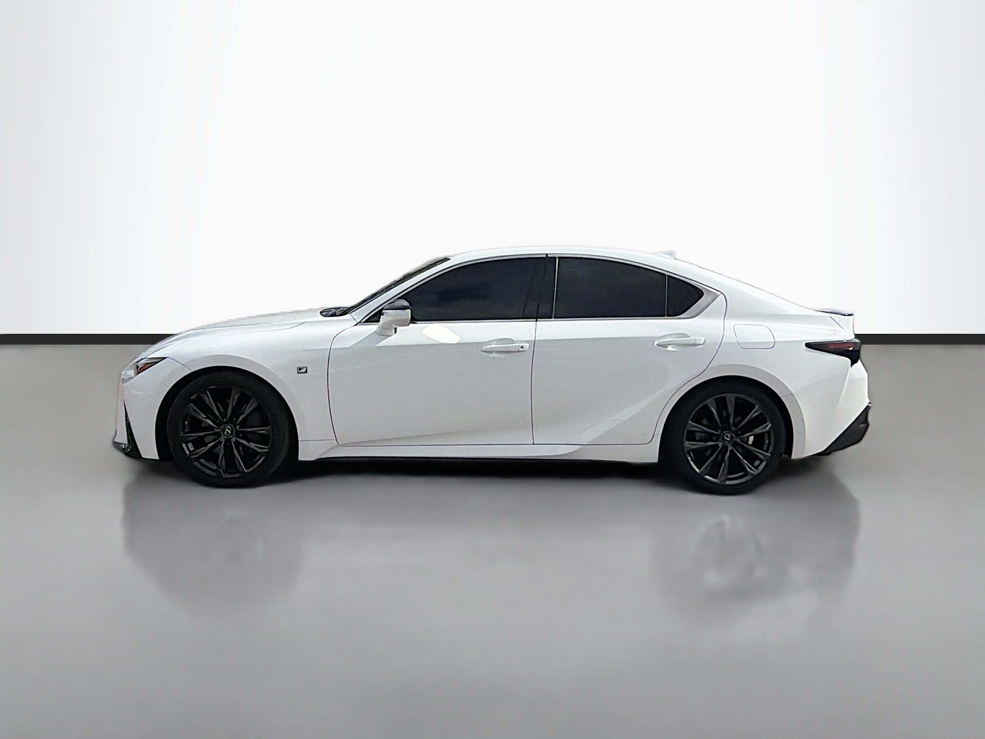 Used 2022 Lexus IS 350 F Sport image 6
