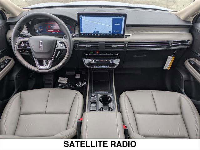 New 2025 Lincoln Corsair FWD w/ Equipment Group 101A image 12