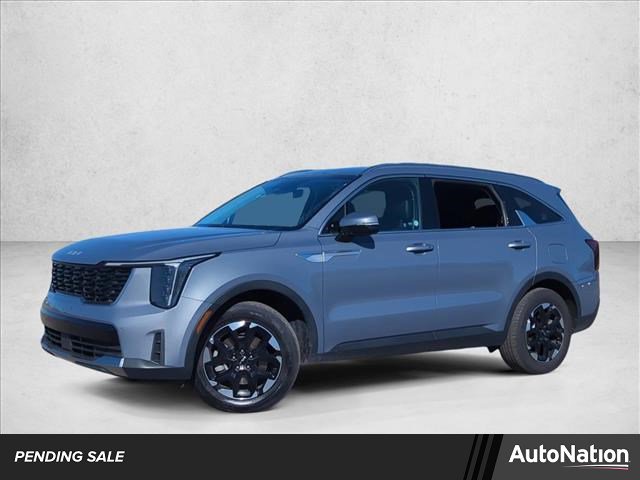 Used 2024 Kia Sorento S image 1