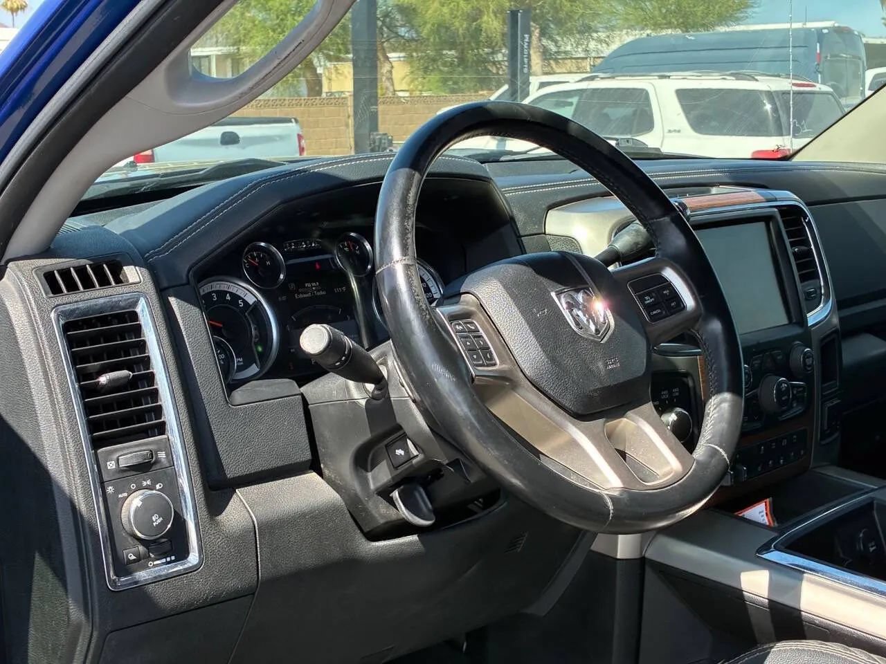 Used 2014 RAM 2500 Laramie w/ Convenience Group AWD/4WD image 13