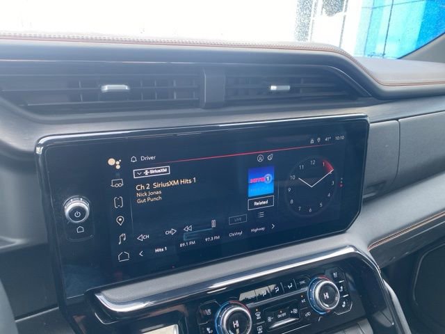 Used 2024 GMC Sierra 1500 AT4 w/ Technology Package image 12