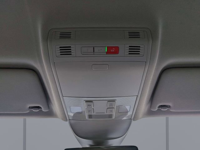 Certified 2026 Volkswagen Taos SE FWD image 25