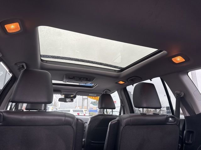 Used 2018 Honda Pilot Elite image 16