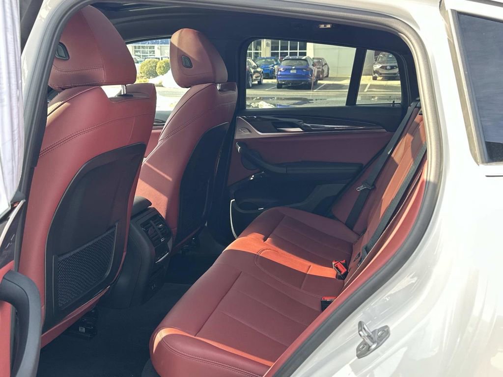 Used 2023 BMW X4 xDrive30i w/ Convenience Package image 25