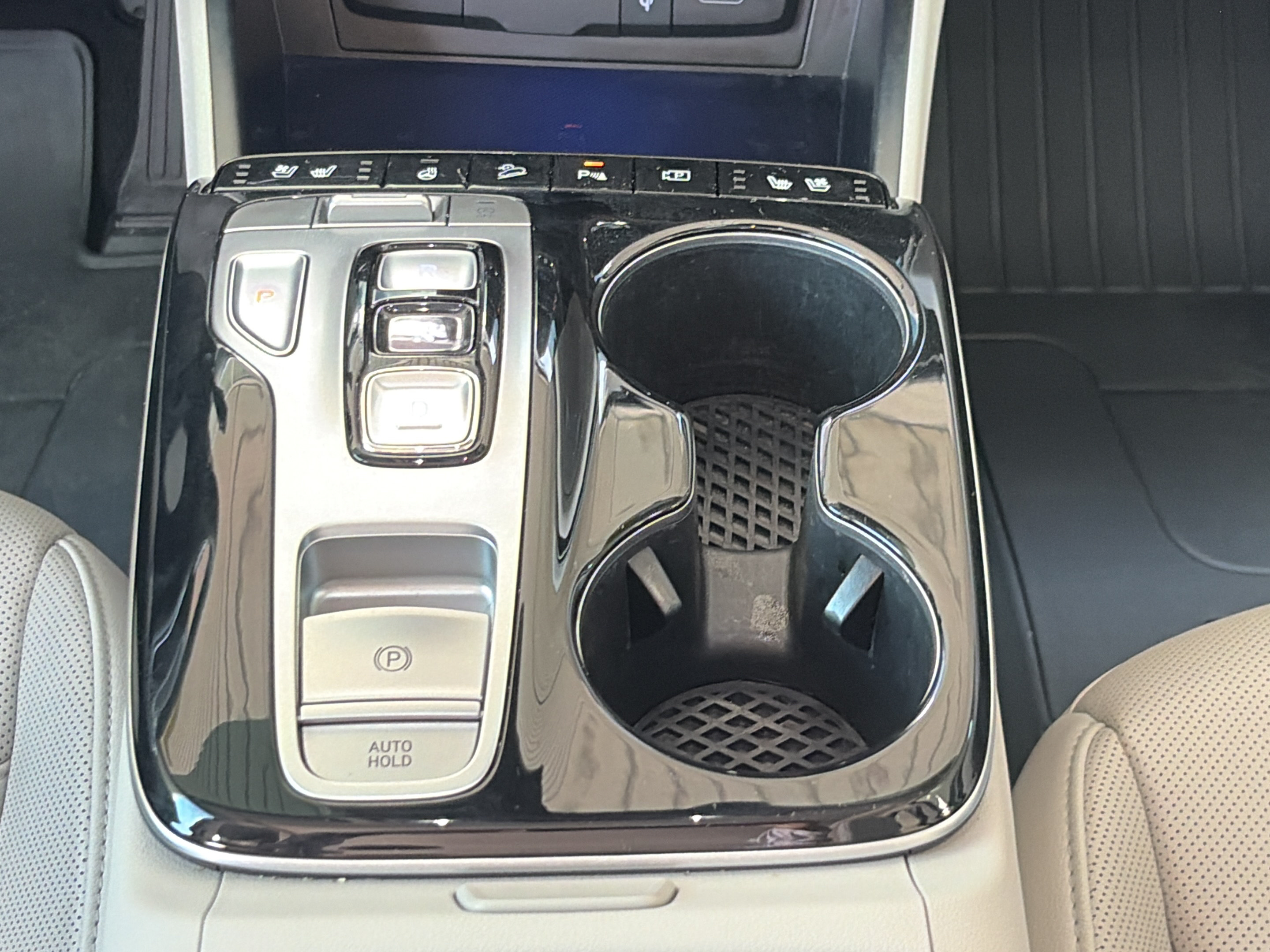 Certified 2024 Hyundai Tucson Limited FWD image 15