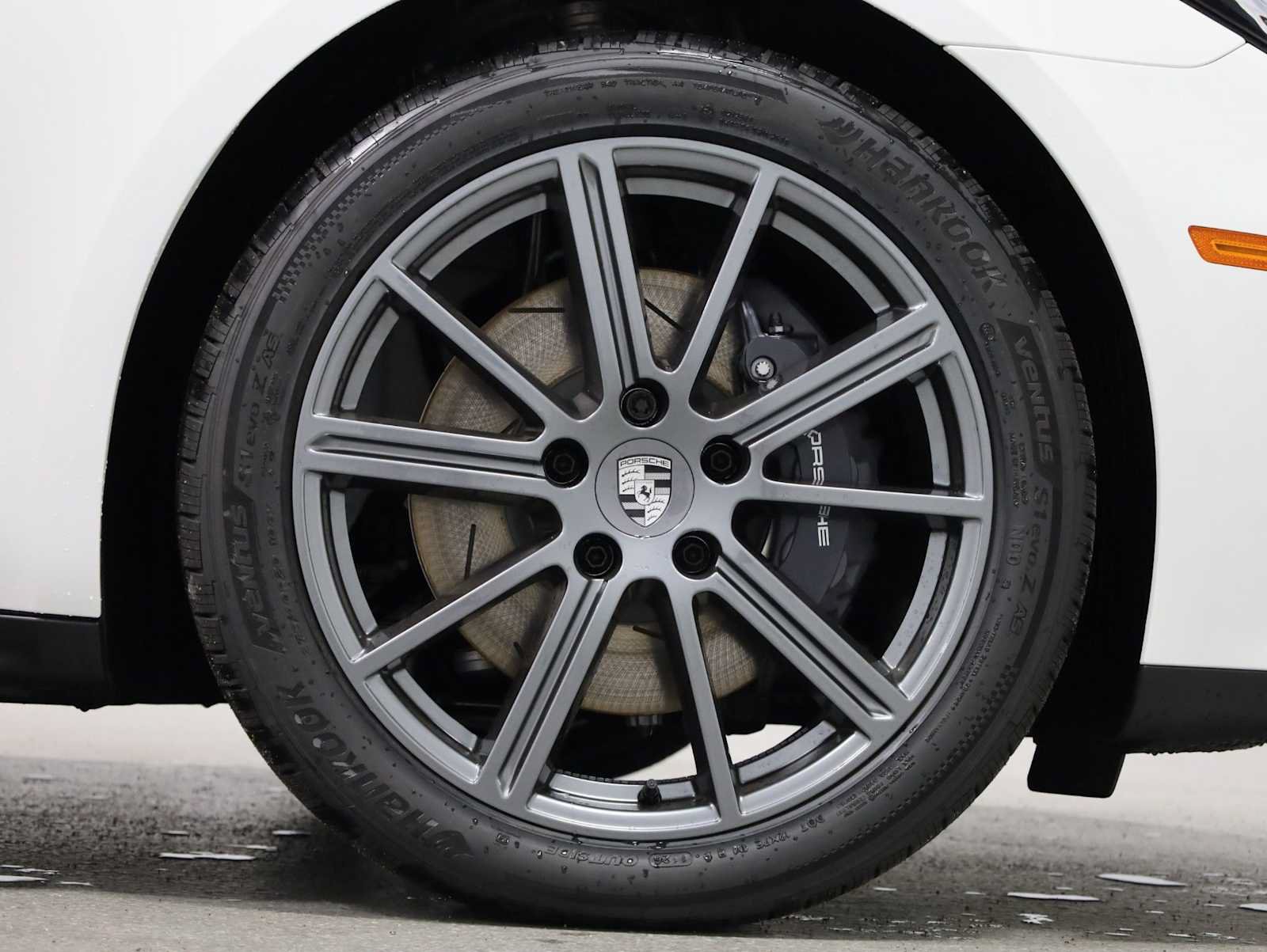 New 2026 Porsche Panamera RWD image 12