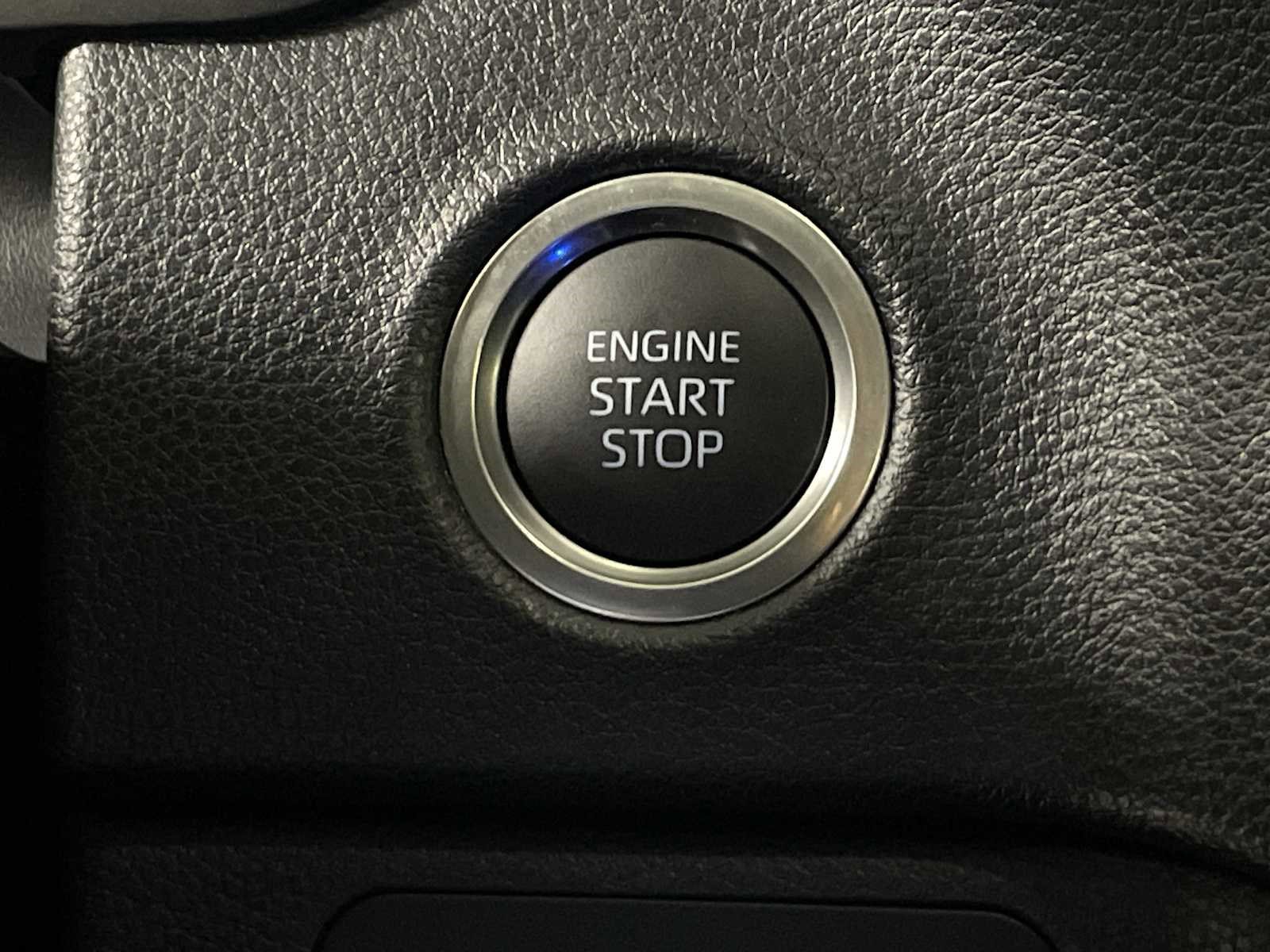 Used 2024 Toyota Tundra Limited w/ Power Package AWD/4WD image 28