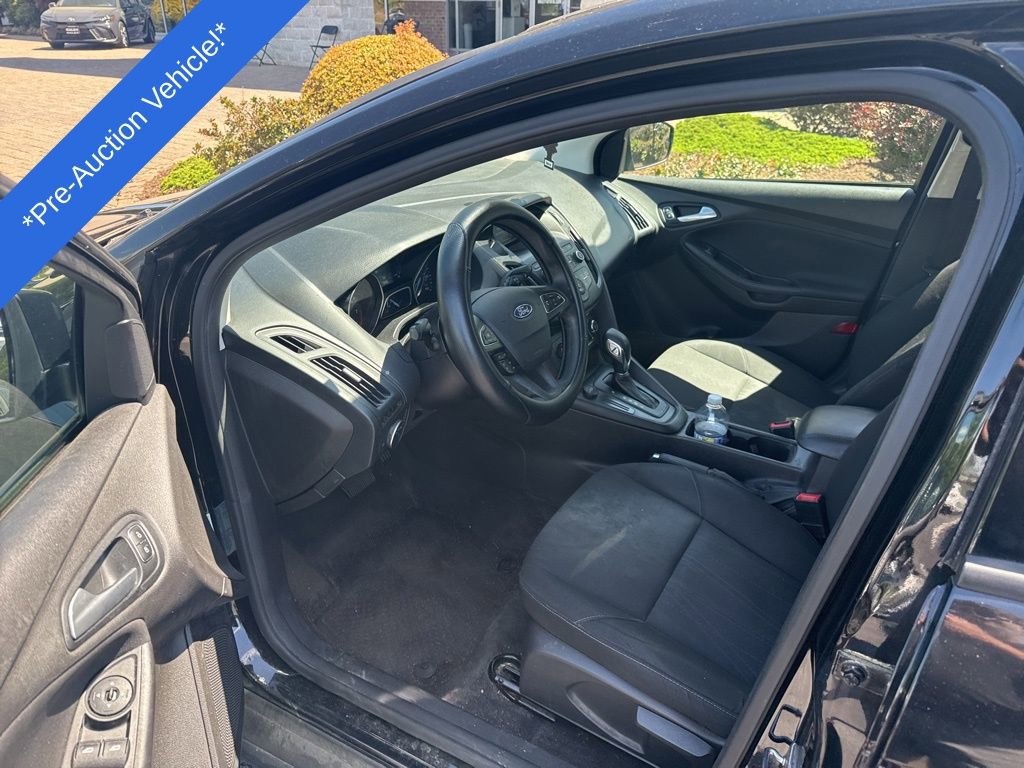 Used 2018 Ford Focus SE image 5